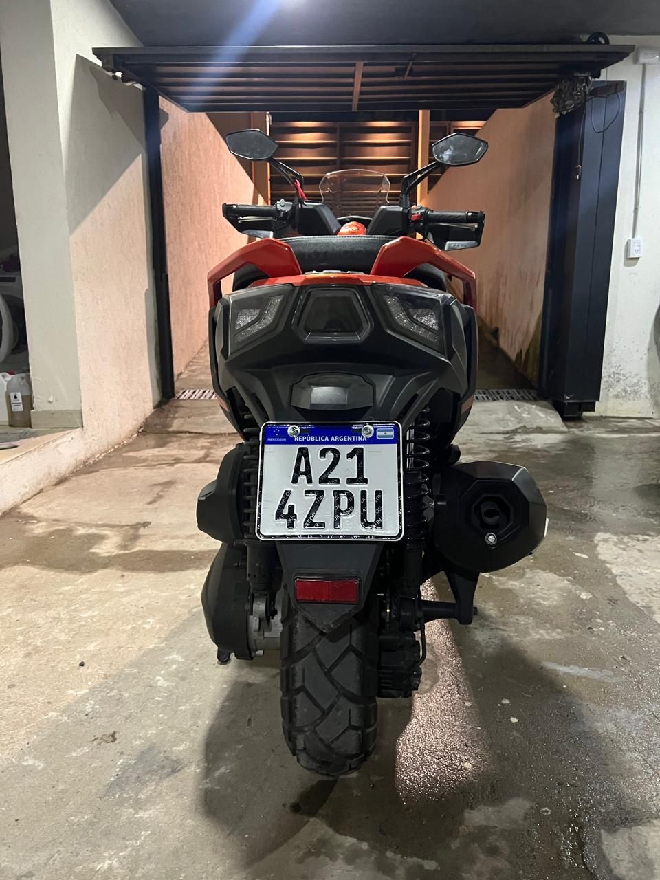 Foto de vendo moto financiada